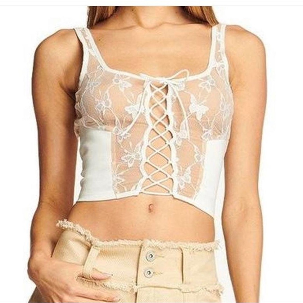 🆕I.AM.GIA White Lace-Up Floral Crop Top